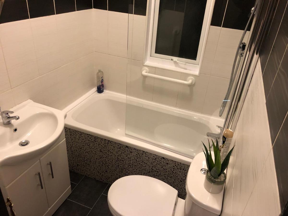 Handsworth Home - 2 Bedroomed Шефилд Экстерьер фото
