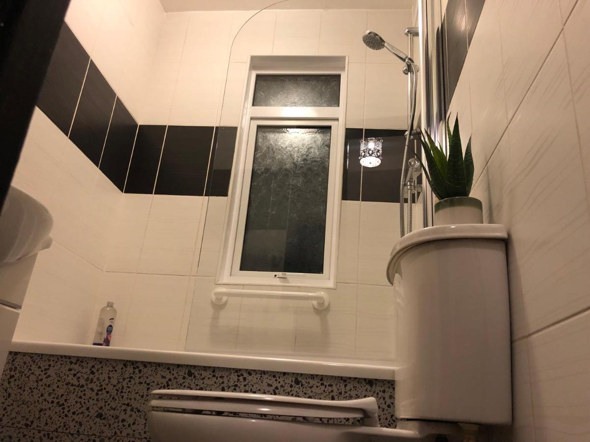 Handsworth Home - 2 Bedroomed Шефилд Экстерьер фото