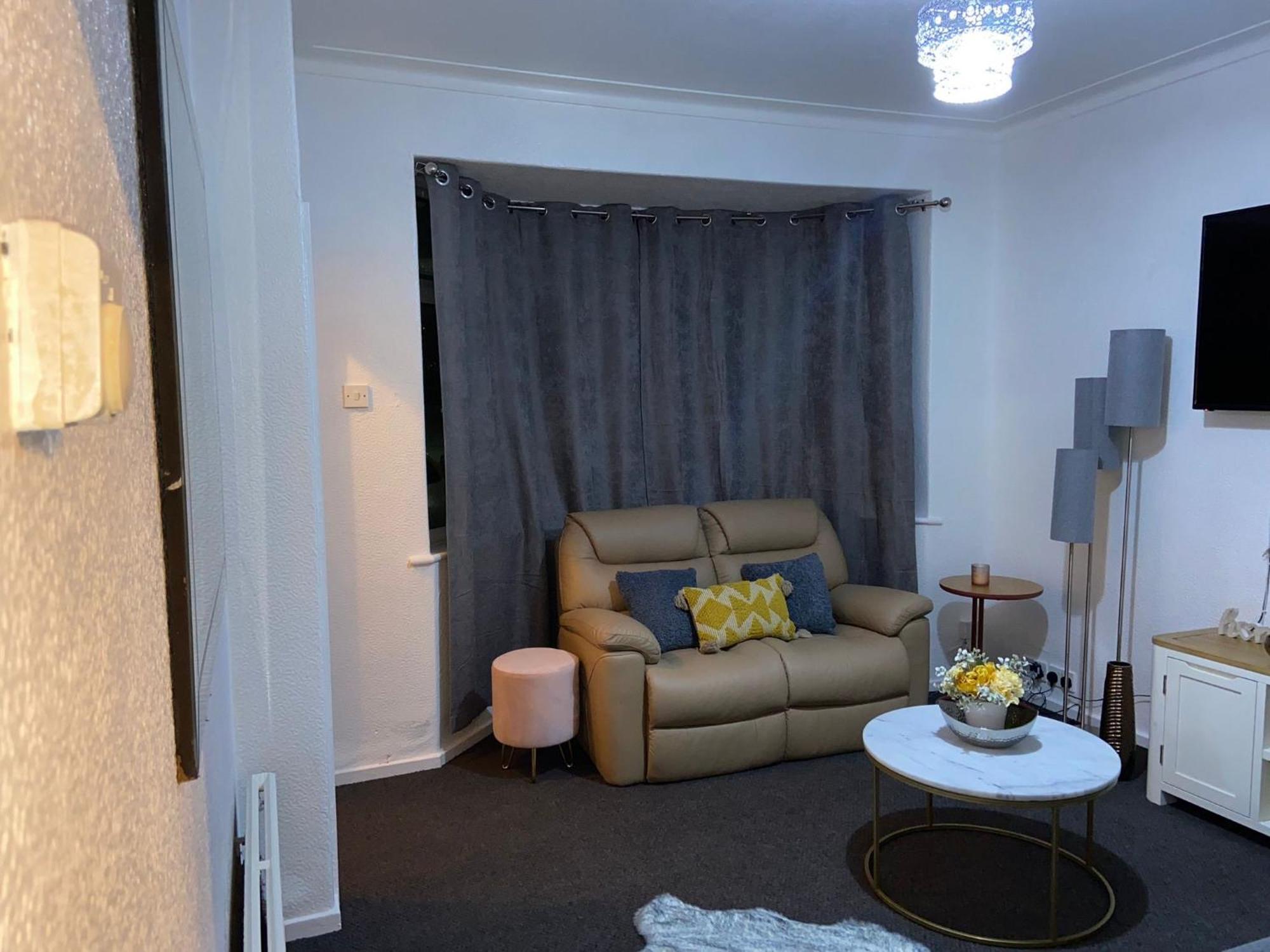 Handsworth Home - 2 Bedroomed Шефилд Экстерьер фото